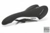 Nyereg XLC Ambition unisex fekete, fehr SA-A03