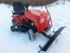 Rasentraktor MTD mit Schneeschild und Briggs Stratton Motor