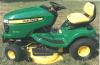 John Deere X300 Krnyezetpol Traktor