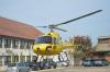 Parkolban landolt a helikopter