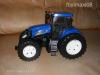 Bruder NEW  HOLLAND traktor